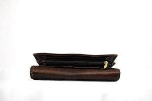 Clutch Brown - Tsuru.uk
