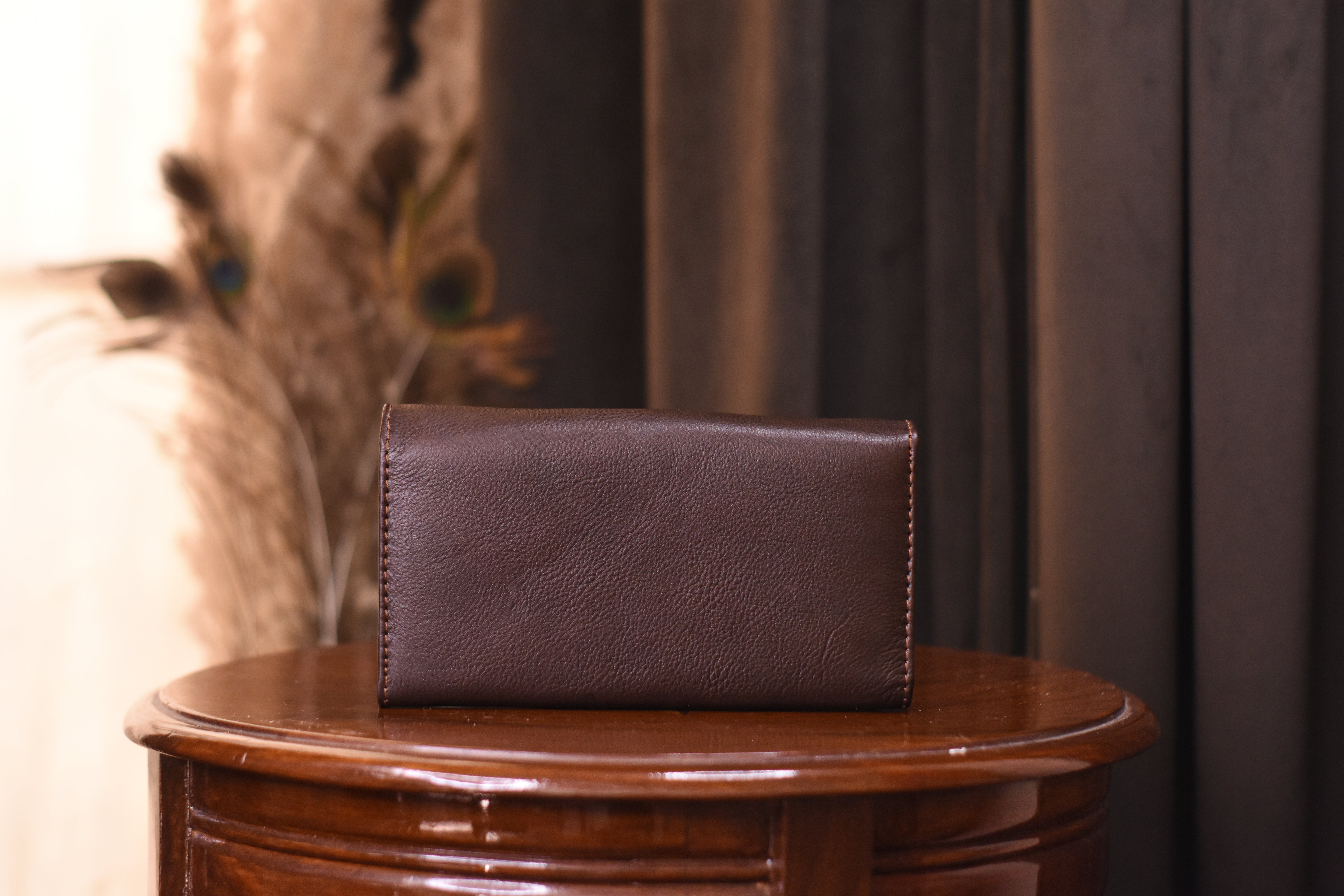 Clutch Brown - Tsuru.uk